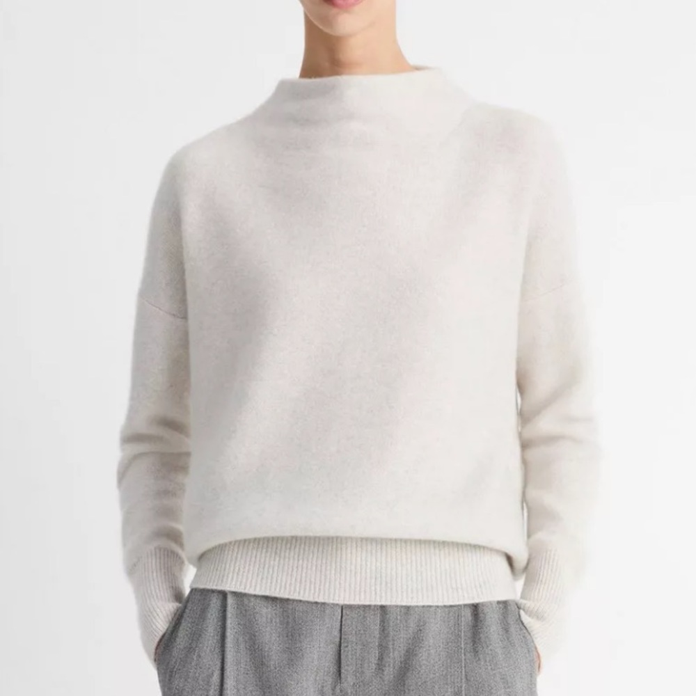 EUC Vince Plush Cashmere Funnel-Neck Sweater